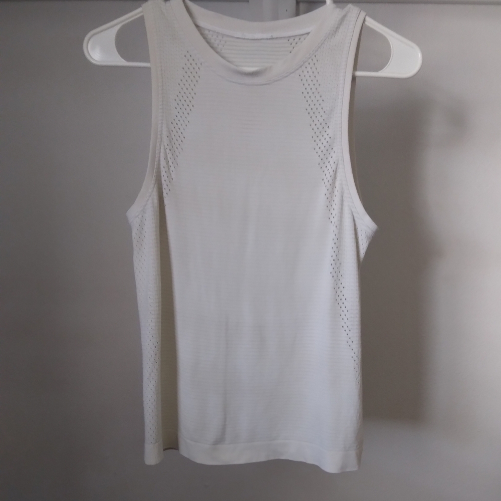 Lululemon basketball tank